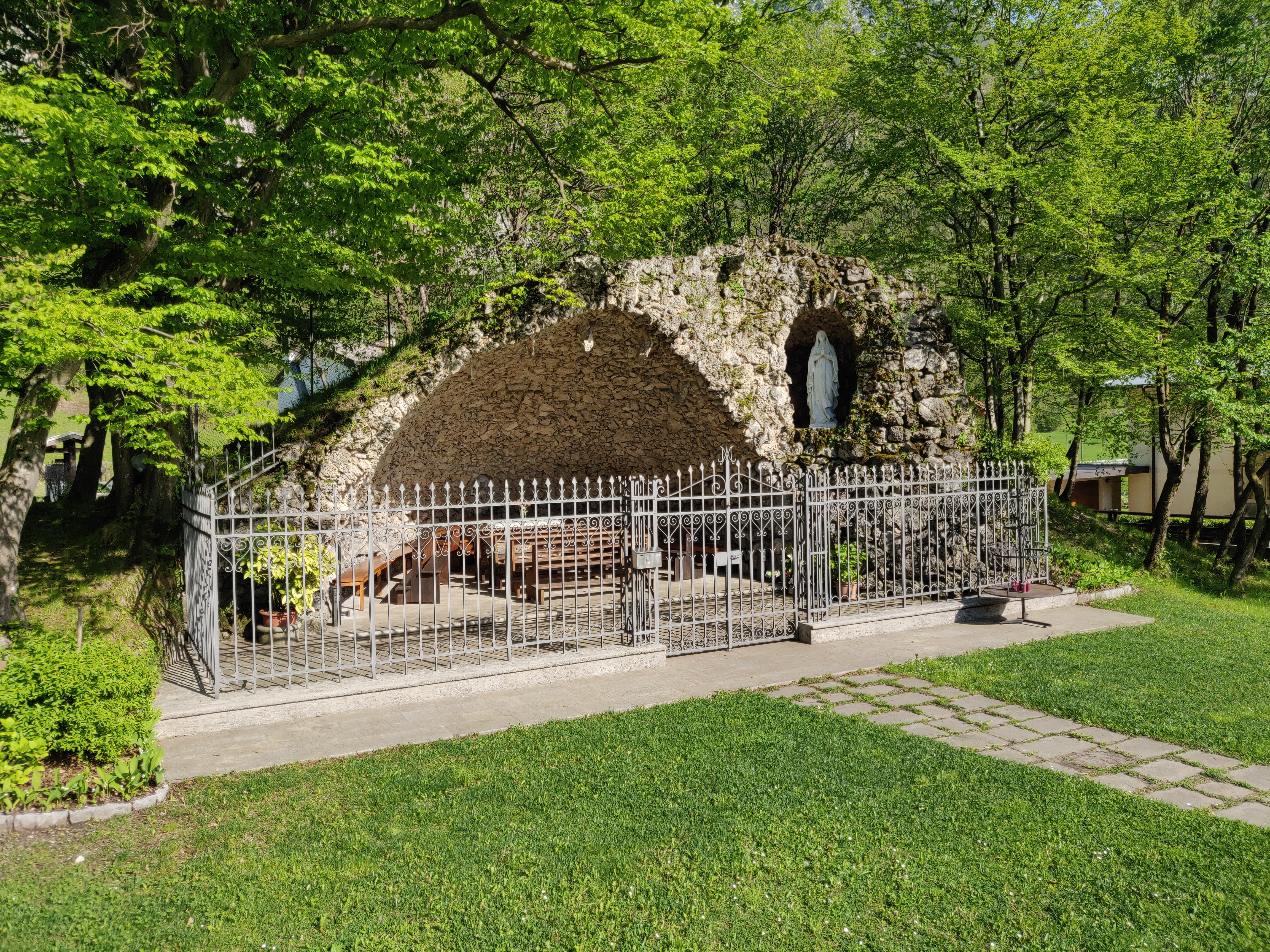 Grotta della Madonna di Lourdes